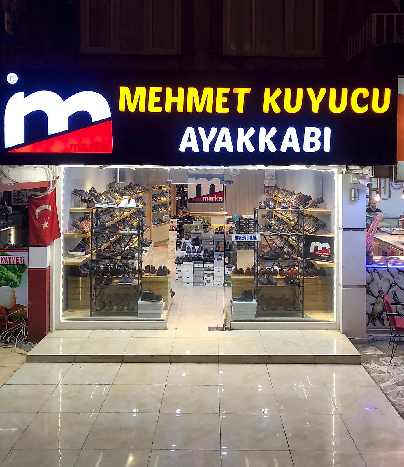Mehmet Kuyucu Ayakkabı — Işık Patlaması (Kutu Harf)