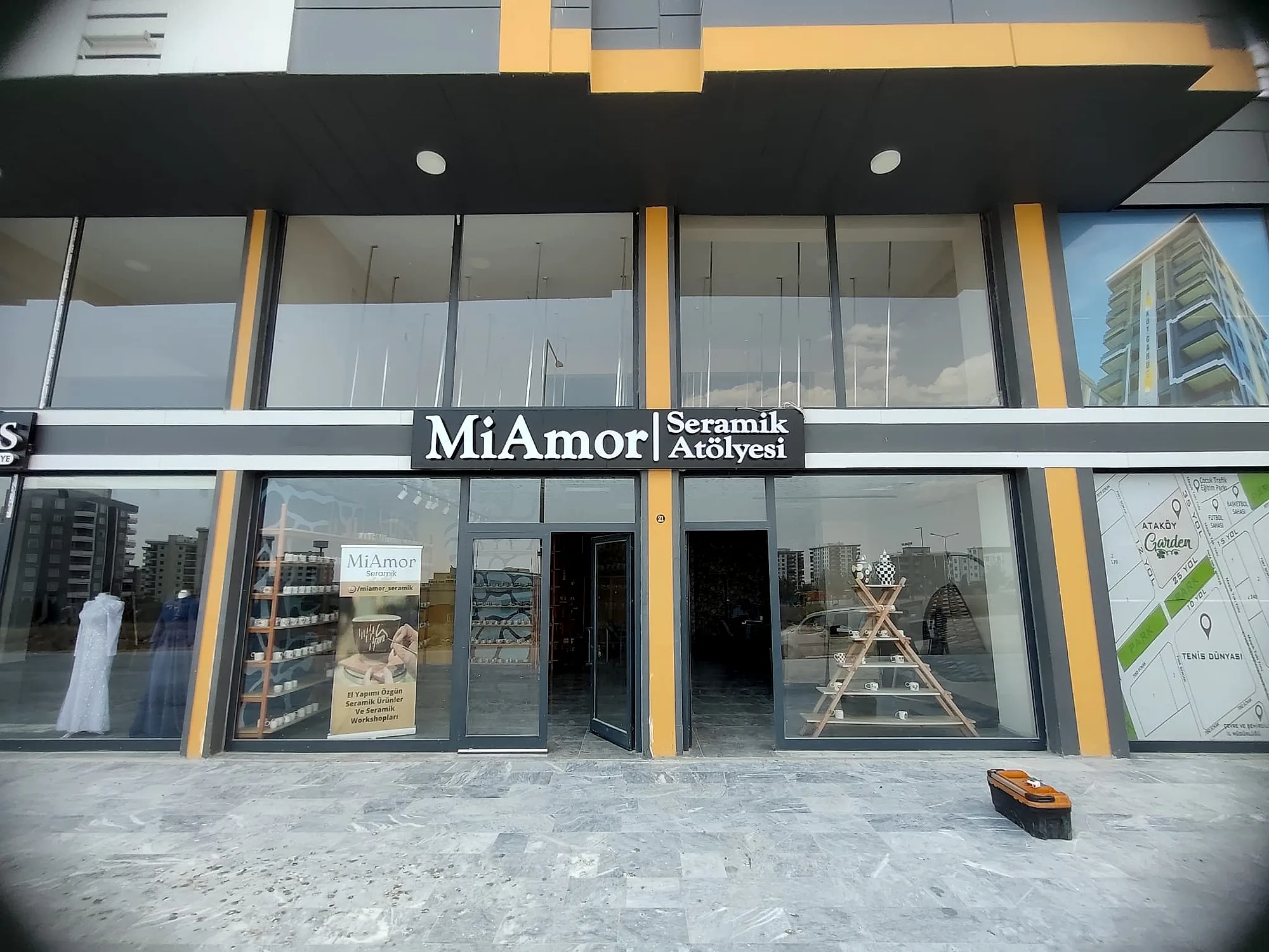 MiAmor Seramik Atölyesi — Kompozit Kutu Harf