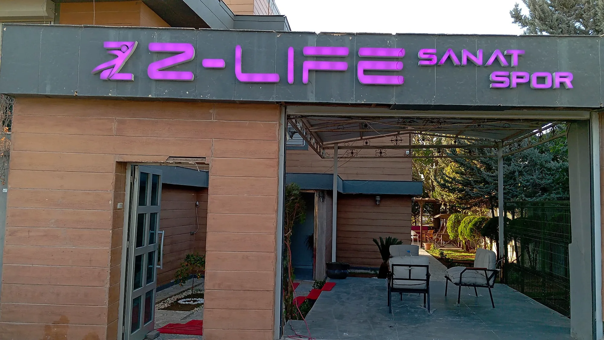Z-life Sanat Spor — Kompozit Kutu Harf