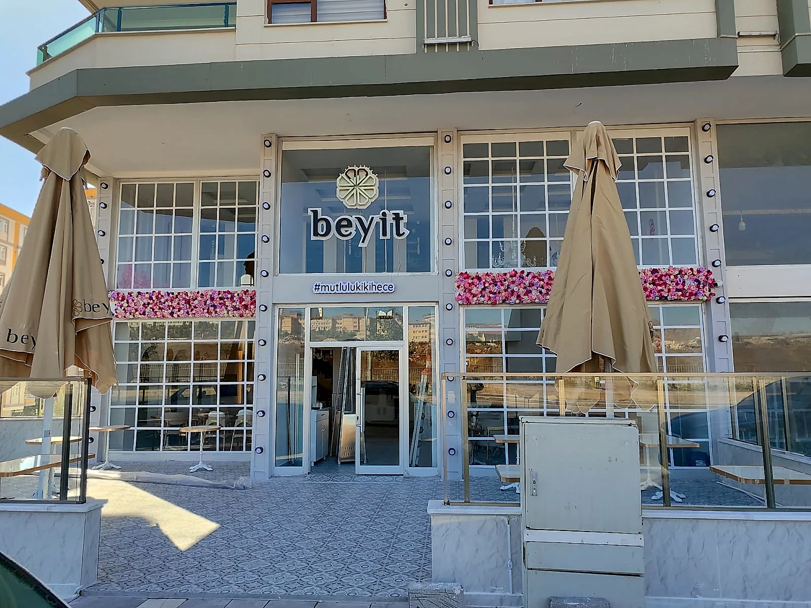 Beyit — Yan Bant Alüminyum Kutu Harf